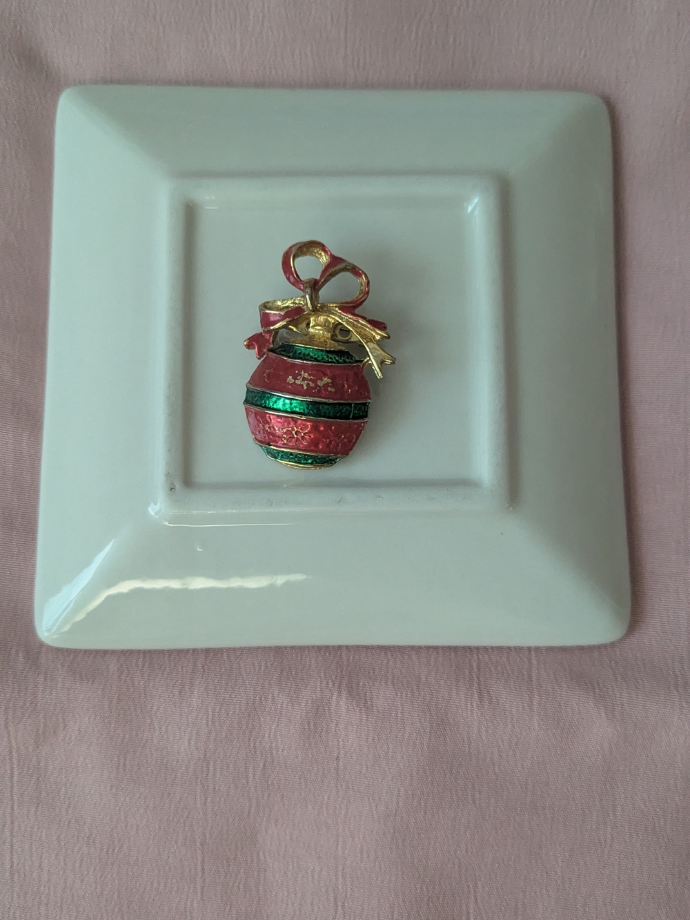 Gold & Red Striped Christmas Pin